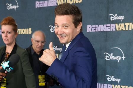 Jeremy Renner nutzt Golf als Jeremy Renner nutzt Golf als
