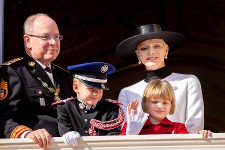 Fürst Albert II.: So erziehen er und Charlène ihre Zwillinge im Palast Fürst Albert II.: So erziehen er und Charlène ihre Zwillinge im Palast
