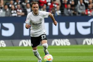 Vertrag bis 2026: Götze verlängert vorzeitig in Frankfurt