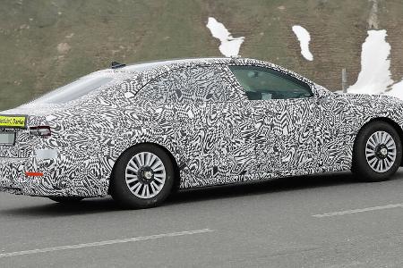Erlkönig Skoda Superb Stufenheck Limousine