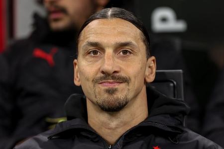 Tränenabschied: Fußball-Star Zlatan Ibrahimovic beendet seine Karriere Tränenabschied: Fußball-Star Zlatan Ibrahimovic beendet seine Karriere