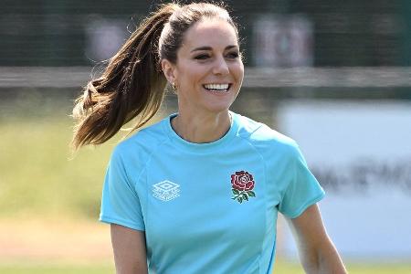 Prinzessin Kate: Auf dem Rugby-Feld zeigt sie ihr sportliches Können Prinzessin Kate: Auf dem Rugby-Feld zeigt sie ihr sportliches Können