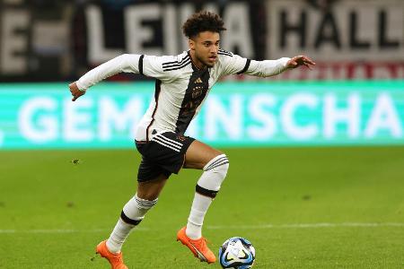 DFB: Schade reist ab - Vagnoman und Moukoko beim Training DFB: Schade reist ab - Vagnoman und Moukoko beim Training