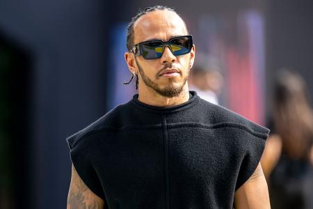 Liebesgerüchte um Lewis Hamilton: Flirtet er mit diesem Popstar? Liebesgerüchte um Lewis Hamilton: Flirtet er mit diesem Popstar?