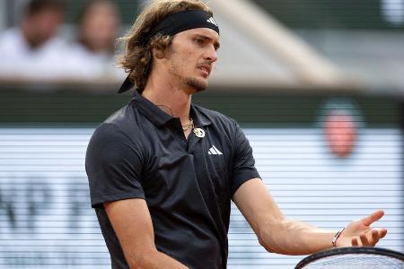 Oberschenkelprobleme bei Zverev Oberschenkelprobleme bei Zverev