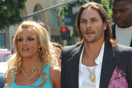 Selbes Schicksal wie Amy Winehouse? Familie fürchtet um Britney Spears Selbes Schicksal wie Amy Winehouse? Familie fürchtet um Britney Spears