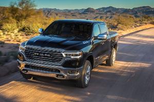 XXL-Pickup jetzt auch mit Hybrid-V6