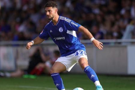 Fürth verpflichtet Schalker Calhanoglu Fürth verpflichtet Schalker Calhanoglu