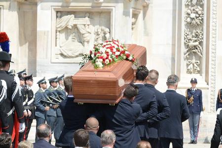 Silvio Berlusconis Asche kommt in privates Mausoleum Silvio Berlusconis Asche kommt in privates Mausoleum