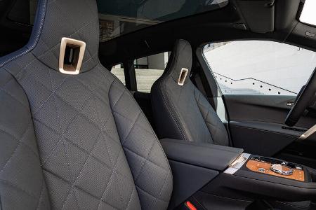 BMW iX M60