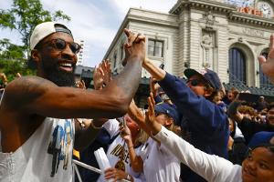 Tausende Fans feiern NBA-Champion Denver