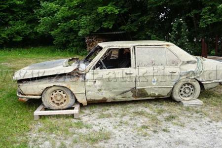 BMW 5er E12 Wasserleiche