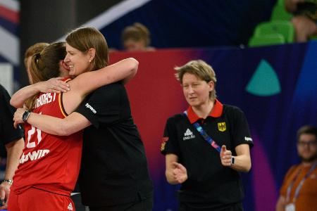 Basketballerinnen sprengen PK: Basketballerinnen sprengen PK: