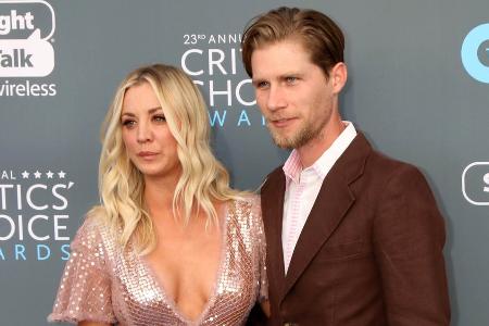 Kaley Cuocos Ex-Mann Karl Cook wird wieder heiraten Kaley Cuocos Ex-Mann Karl Cook wird wieder heiraten