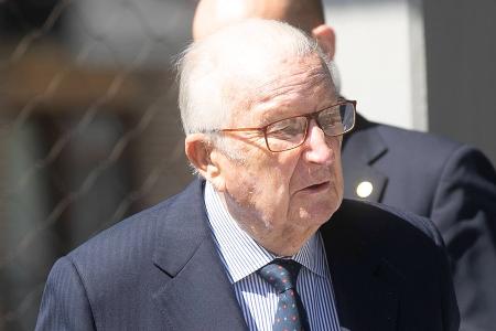 Ehemaliger König Albert II. von Belgien in Krankenhaus eingeliefert Ehemaliger König Albert II. von Belgien in Krankenhaus eingeliefert