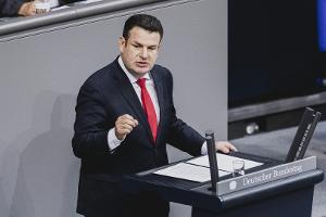 Medien: Bundesregierung plant Imagekampagne zur EM
