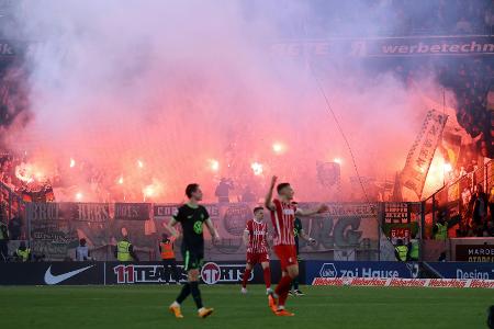 DFB: Geldstrafe für Wolfsburg DFB: Geldstrafe für Wolfsburg