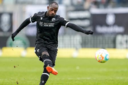 Rostock holt Christian Kinsombi Rostock holt Christian Kinsombi