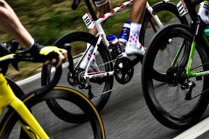 Erneut Zwischenfall bei der Tour: Defekte durch Reißzwecken