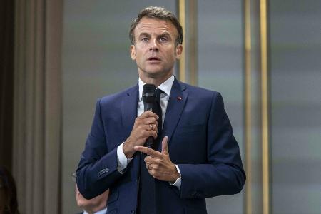 Trotz Krawallen: Macron besucht am Donnerstag die Tour Trotz Krawallen: Macron besucht am Donnerstag die Tour