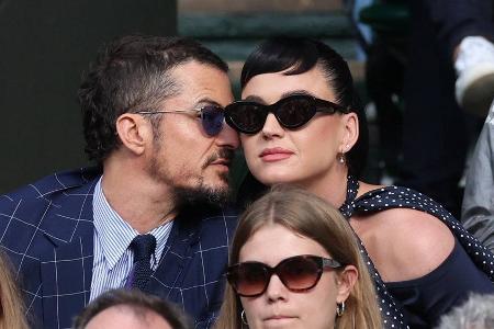Orlando Bloom und Katy Perry zeigen sich verliebt in Wimbledon Orlando Bloom und Katy Perry zeigen sich verliebt in Wimbledon