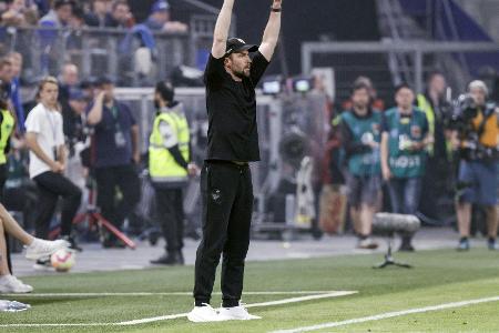 Stuttgart siegt im ersten Test Stuttgart siegt im ersten Test