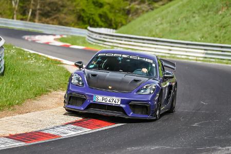 Porsche 718 Cayman GT4 RS mit Manthey Kit auf Nordschleife Porsche 718 Cayman GT4 RS mit Manthey Kit auf Nordschleife