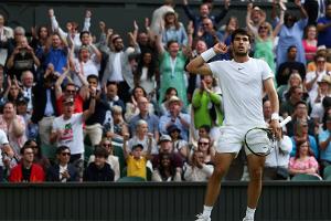 Alcaraz entthront Djokovic in Wimbledon