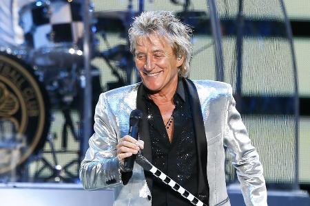 Pause von der Tournee: Rod Stewart zeigt sich mit seiner Großfamilie Pause von der Tournee: Rod Stewart zeigt sich mit seiner Großfamilie