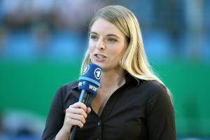 Nach WM: Künzer beendet Tätigkeit als ARD-Expertin