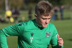 Sohn von Phil Collins kickt in 4. Liga in Österreich