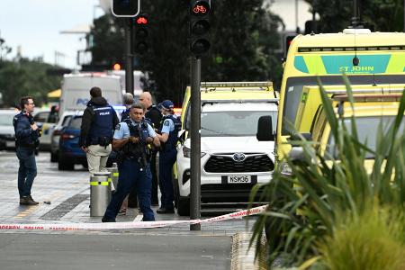 Tote nach Schüssen in Auckland - WM-Auftakt findet statt Tote nach Schüssen in Auckland - WM-Auftakt findet statt