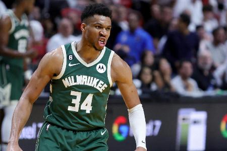 Basketball-Superstars scherzen über Mbappe-Offerte Basketball-Superstars scherzen über Mbappe-Offerte