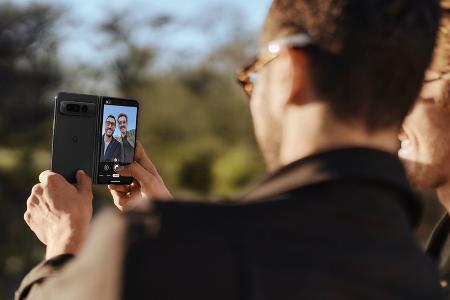 Pixel Fold: Was kann Googles faltbares Smartphone?