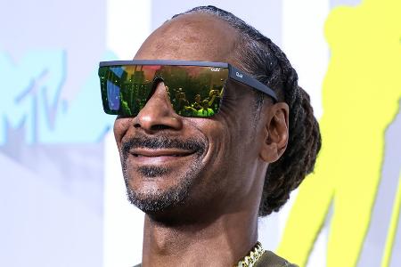 Solidarität mit Hollywood-Streik: Snoop Dogg sagt Konzerte ab Solidarität mit Hollywood-Streik: Snoop Dogg sagt Konzerte ab