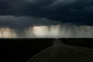 Sicher fahren bei Sturm und Regen