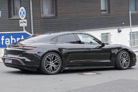 Porsche Taycan Facelift Erlkönig