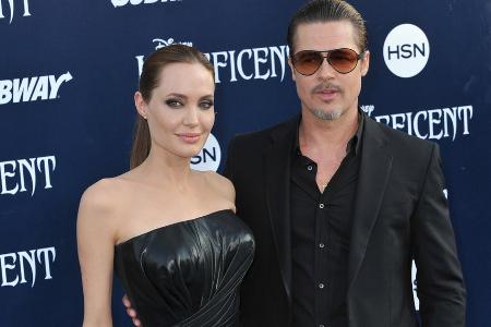 Brad Pitt und Angelina Jolie wollen sich außergerichtlich einigen Brad Pitt und Angelina Jolie wollen sich außergerichtlich einigen
