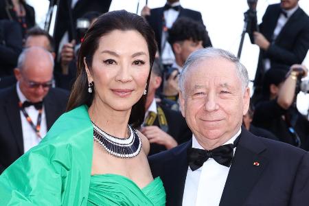 Michelle Yeoh und Jean Todt geben sich nach 19 Jahren das Jawort Michelle Yeoh und Jean Todt geben sich nach 19 Jahren das Jawort
