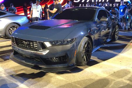 Ford Mustang Dark Horse
