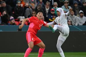WM-Spiel mit Hijab: Marokkos Benzina schreibt Geschichte