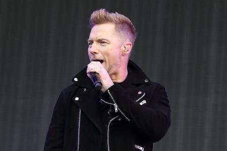 Ronan Keating ist nach Tod seines Bruders zurück auf der Bühne Ronan Keating ist nach Tod seines Bruders zurück auf der Bühne