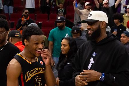 Basketball-Star LeBron James: Sohn Bronny kehrt zur Normalität zurück Basketball-Star LeBron James: Sohn Bronny kehrt zur Normalität zurück