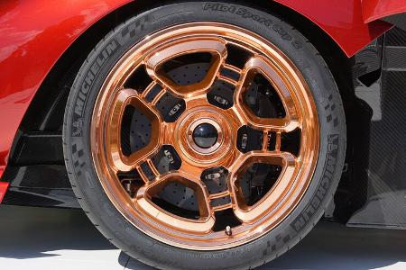 De Tomaso P72