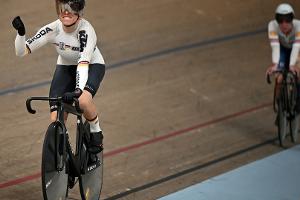 "Beeindruckend schön": Teamsprint-Trio glänzt mit Weltrekord