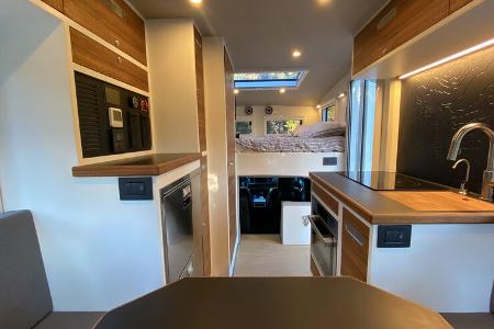 Truckhouse BCR Wohnkabine aus Kohlefaser auf RAM 3500