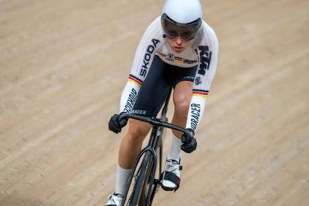 Hinze nutzt letzte Viertelfinal-Chance im Keirin Hinze nutzt letzte Viertelfinal-Chance im Keirin