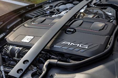 Mercedes-AMG C63 S E Performance 