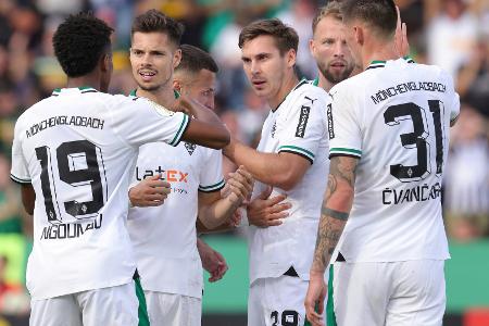 Entspanntes Pflichtspieldebüt für Gladbachs Seoane Entspanntes Pflichtspieldebüt für Gladbachs Seoane