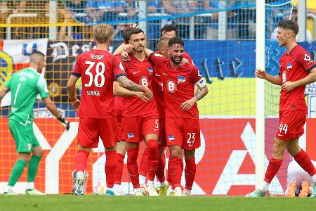 Nach verpatztem Liga-Start: Hertha mit klarem Sieg im Pokal Nach verpatztem Liga-Start: Hertha mit klarem Sieg im Pokal